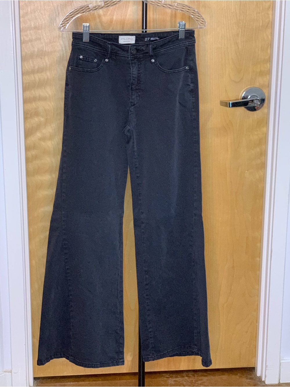 Pilcro Deep Dark Navy (almost black) Wide-Leg Women’s Jeans - Size 27